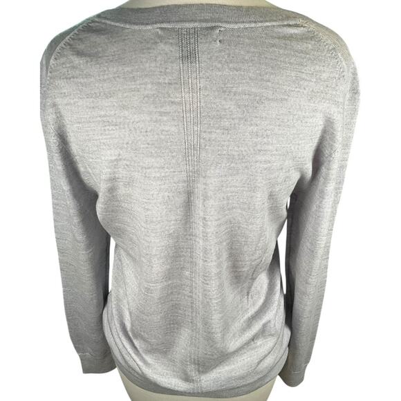 Banana Republic 100% Merino Wool V-Neck Sweater – Gray – Size Small – NWOT - Picture 3 of 10